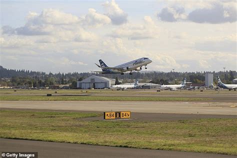 Horizon Air flight en route to San Francisco on Sunday diverted after 3rd person in cockpit tries to turn off engines